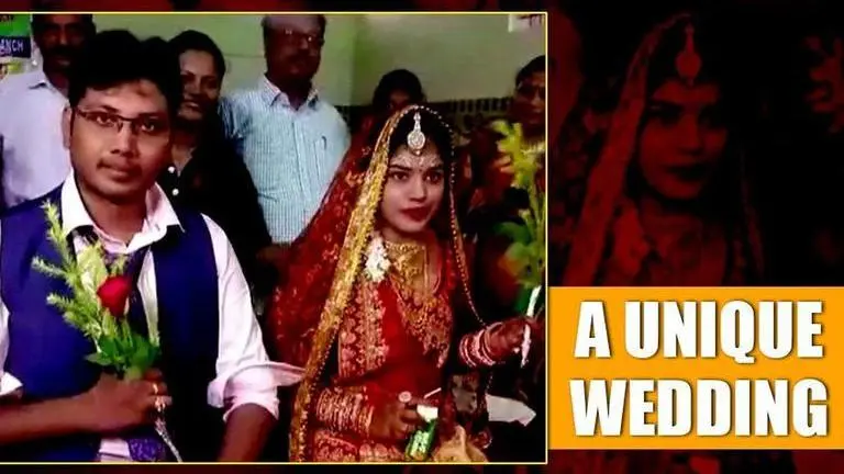 Odisha: Couple solemnise marriage by swearing on the Constitution Odisha