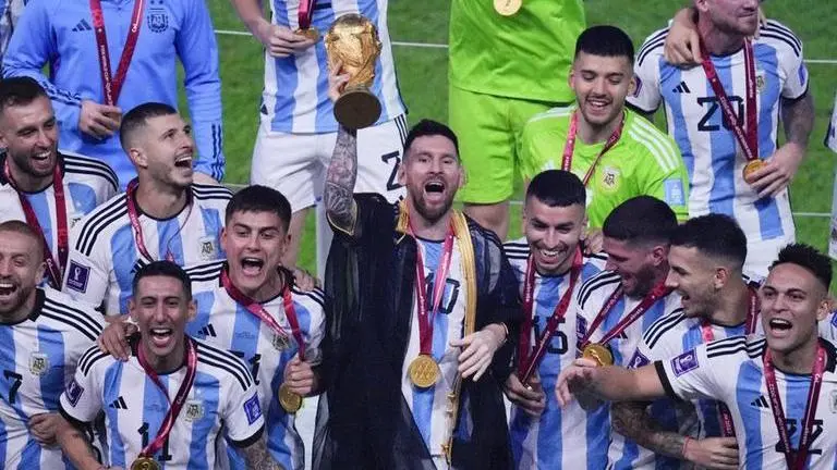 'Lionel Messi is coming to Al-Hilal, accompanied by Angel Di Maria and Busquets': Report Lionel Messi-Angel Di Maria