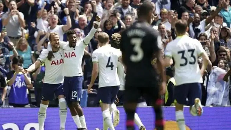 European giants launch fresh attempt to lure Manchester United target: Reports European giants launch fresh attempt to lure Manchester United target: Reports