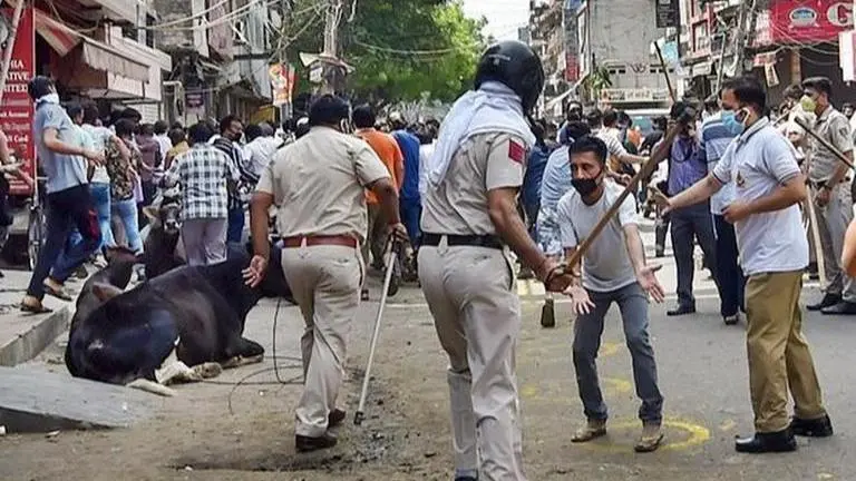 HC asks Delhi govt to file detailed reply on pleas challenging levy of 70% 'special corona fees' Delhi