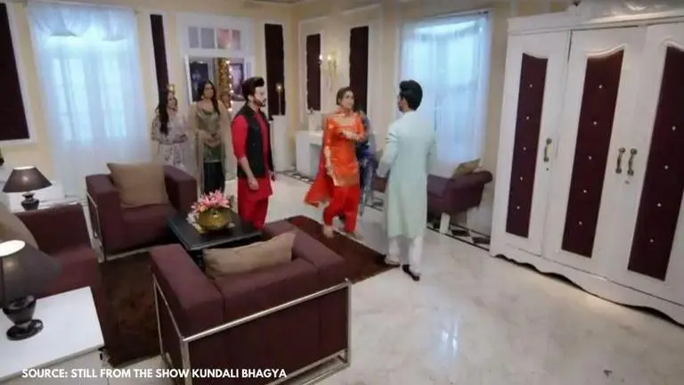 'Kundali Bhagya' Jan 12, 2021 Spoiler: Akshay to admit his mistake in front of Luthras? Kundali Bhagya January 12 2021 Spoiler