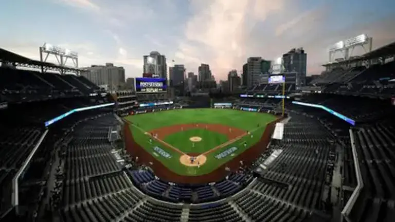 AP Exclusive: MLB suspends political donations after DC riot