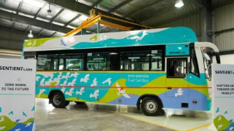 Sentient Labs launches 'Made in India' hydrogen fuel cell bus with 450 km range Made in India