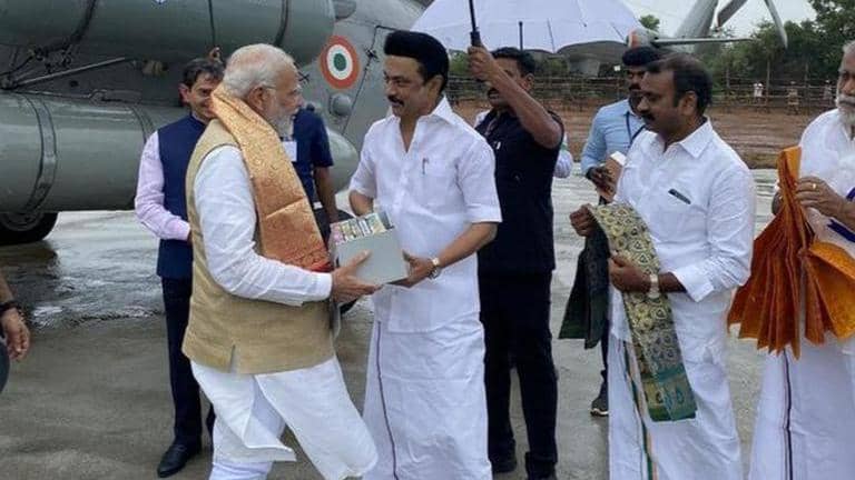 Tamil Nadu CM Stalin presents 'Ponniyin Selvan' book set to PM Modi ...