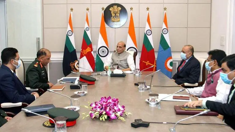 Rajnath Singh meets Nepal's Army chief; discusses bilateral defence & security cooperation Rajnath Singh