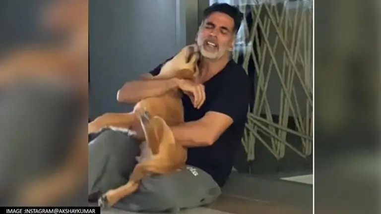 Akshay Kumar playing with his dog is the cutest thing you'll watch today Akshay Kumar
