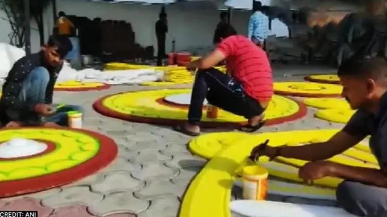 Bhind man crafts world's biggest Rakhi, set to enter Guinness World Records World's biggest Rakhi