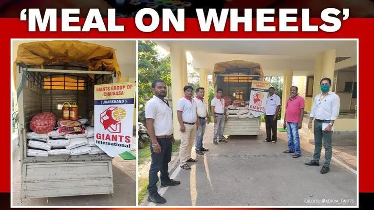 Coronavirus lockdown: Jharkhand officials provide food to poor families Coronavirus