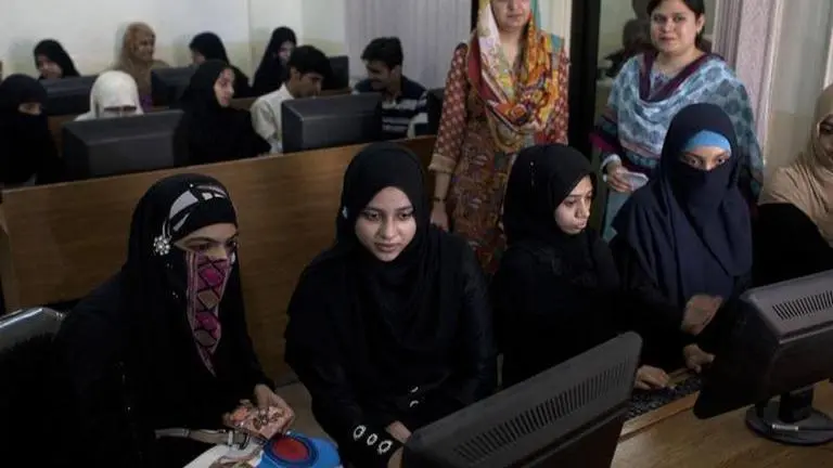 In Pakistan, all-girls university bans phones on campus; 'affects behavior & performance' Pakistan