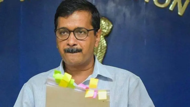 Taking urgent steps for cremation of COVID-19 deceased, Delhi govt tells HC Kejriwal