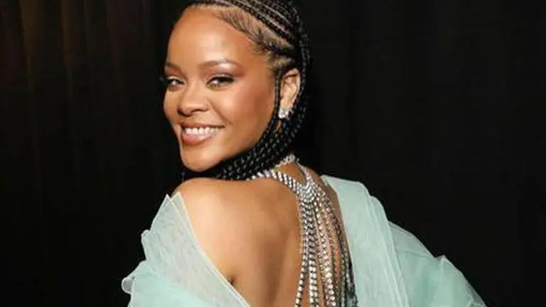 5 times Rihanna showed her fans how to rock metallic outfits; See pics here Rihanna