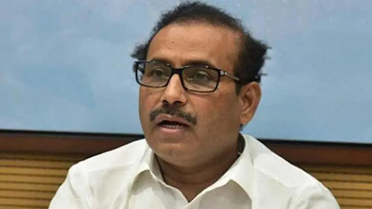 1,200 beds in 53 hospitals taken over by Maha government: Tope