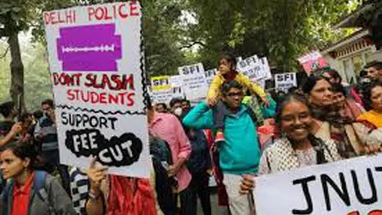 JNU students, teachers boycott classes over fee hike issue JNU Violence