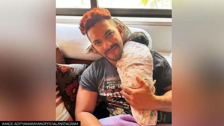 Aditya Narayan shares first picture with daughter Tvisha, announces social media hiatus aditya narayan, tvisha