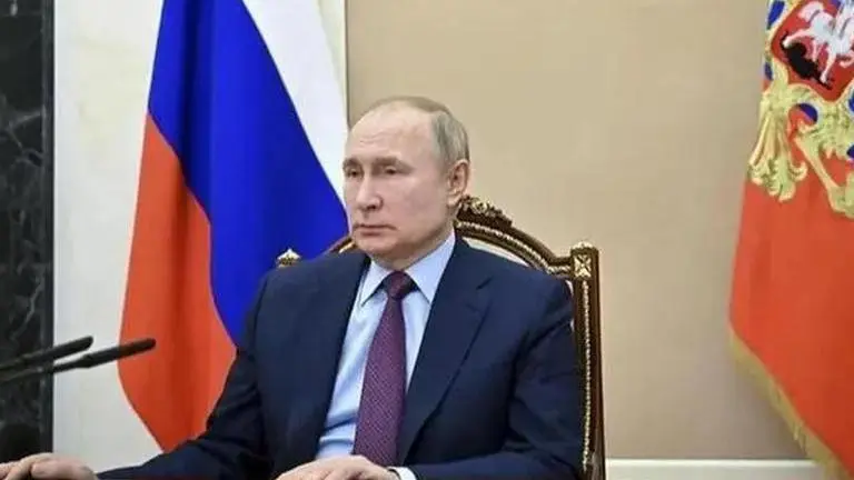 Russia's Putin approves cash payments to WWII veterans, people deployed in Donbas Putin