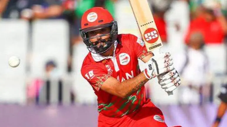 T20 World Cup: India-born Jatinder Singh's batting prowess aids Oman in big win vs PNG Jatinder Singh, Oman vs PNG, T20 World Cup, Oman cricket team, Zeeshan Maqsood, T20 World Cup record, Aqib Ilyas