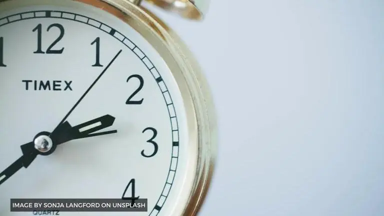 watch calculator bulb