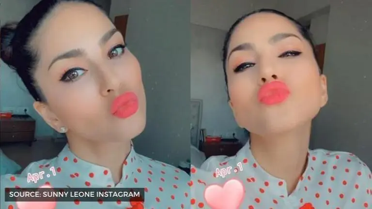 Sunny Leone sends kisses to her fans, greets everyone a 'Good Morning' sunny leone