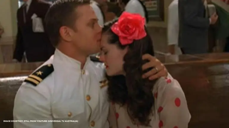 The Lost Valentine cast has Jennifer Love Hewitt as Susan & Betty White playing Caroline the lost valentine cast