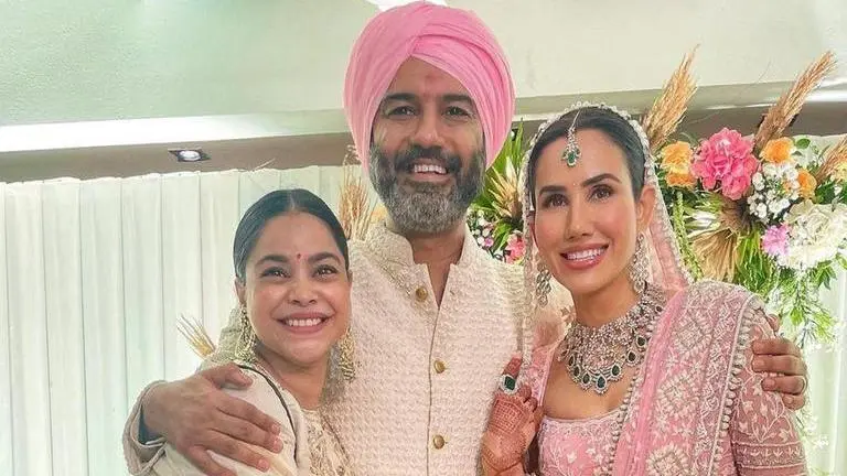 Sumona Chakravarti congratulates Ashesh L Sajnani, Sonnalli Seygall on wedding Sumona Chakravarti