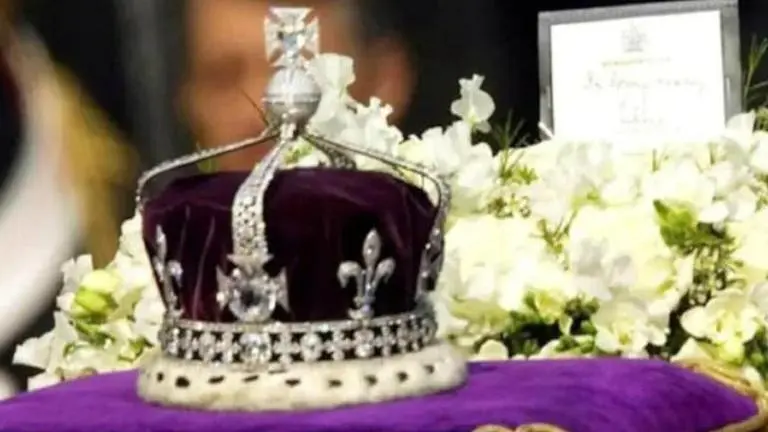 Kohinoor diamond's history: How the precious stone came into Queen Elizabeth's possession Kohinoor