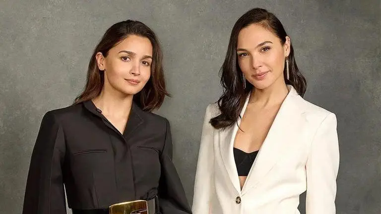 Alia Bhatt teaches Heart of Stone co-star Gal Gadot Naatu Naatu hook step, Telugu | Watch alia bhatt