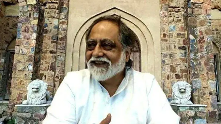 Aamir Raza Husain, Khoobsurat actor and renowned theater artist, dies aged 66 Aamir Raza Husain