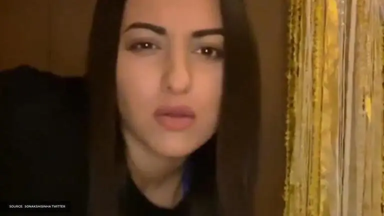 Sonakshi Sinha reveals the superpower that she wants to get out of "sticky situations" Sonakshi Sinha