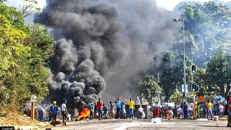 South Africa witnesses worst post-apartheid violence; over 200 killed, just 1 arrested South Africa