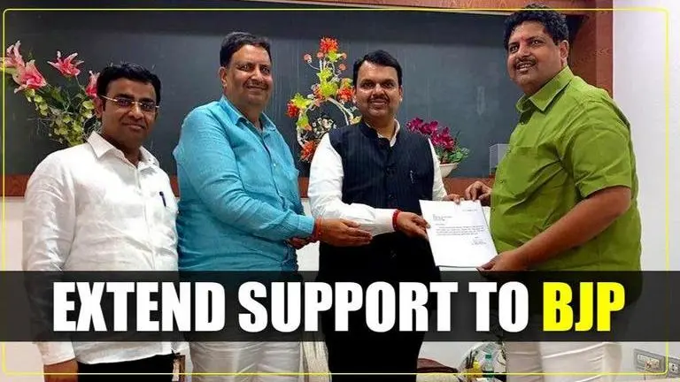 Maharashtra: Two independent MLAs extend support to BJP Maharashtra