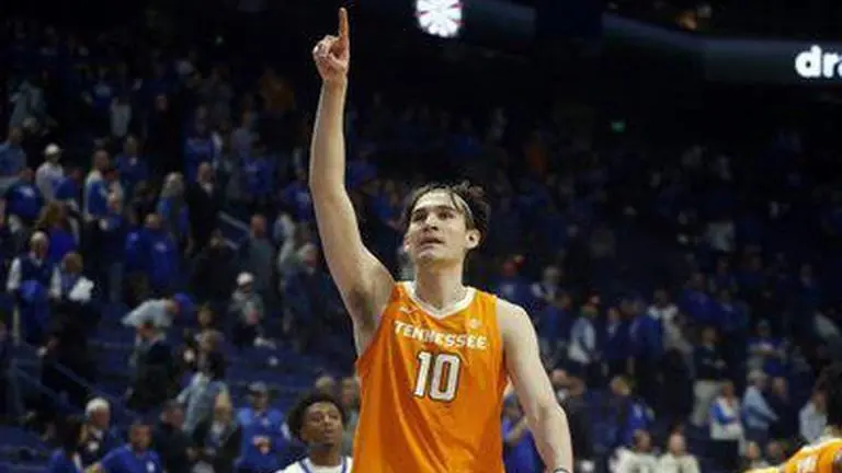 No NBA draft yet as forward Yves Pons returns to Tennessee NBA