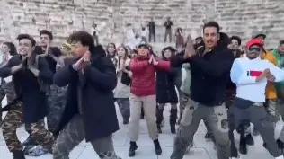 Akshay-Tiger Viral video