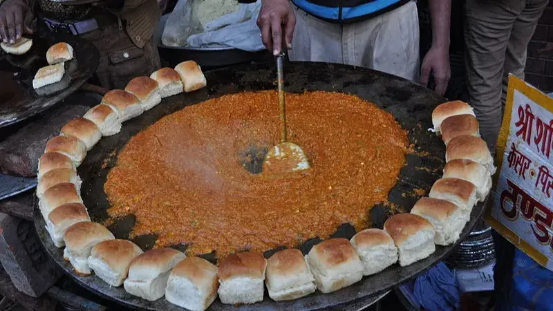 Can These Five Delish Indian Street Foods Cause Food Poisoning? Pav bhaji