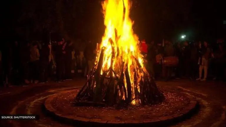 How to do Holika Dahan Puja 2020? Know about ingredients required, process & more; read how to do holika dahan puja