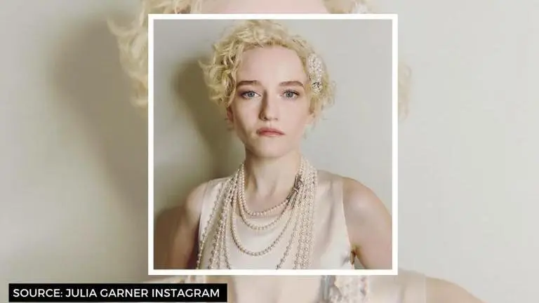 Julia Garner’s Emmy look with vintage silk & pearls can give Halloween dress inspiration Julia Garner’s Emmy
