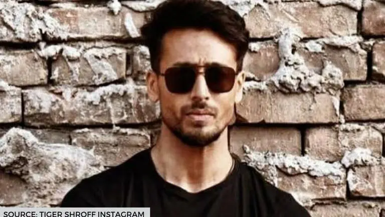 Tiger Shroff's BTS post of practising martial arts on 'Baaghi' sets will leave fans in awe tiger shroff