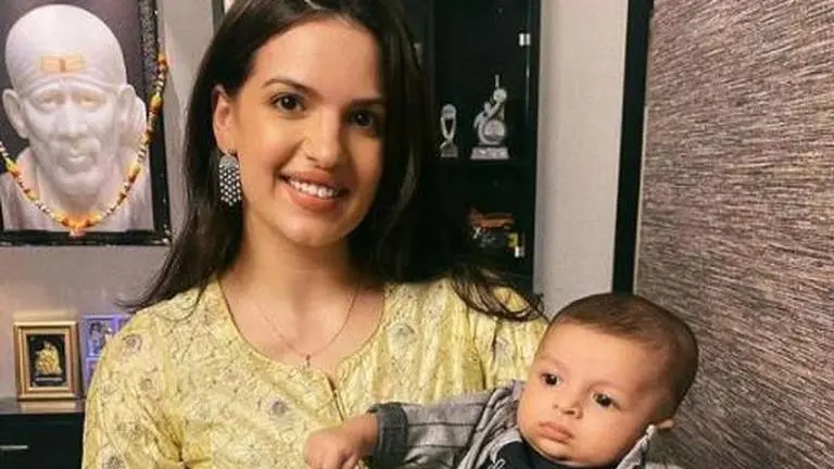 Natasa Stankovic shares video of dancing with son Agastya, fans say 'cuteness overloaded' Natasa Stankovic