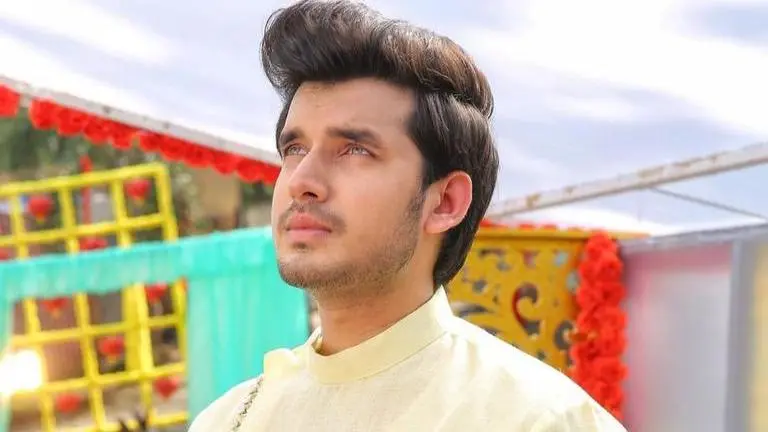 'Anupamaa' actor Paras Kalnawat tests COVID-19 positive, says 'Will be back stronger' Anupamaa