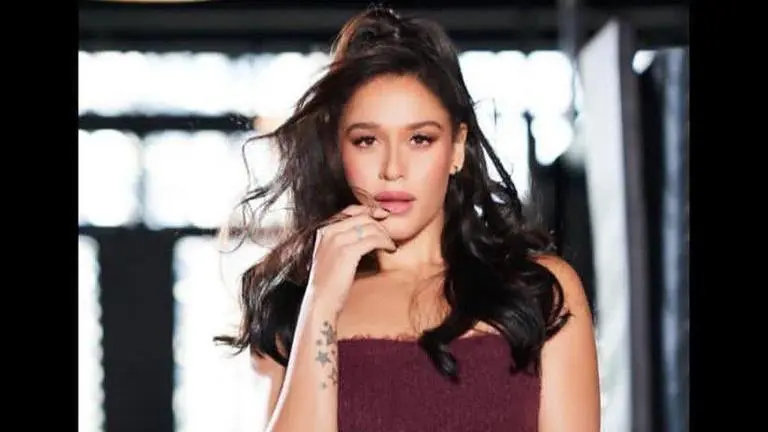 Krishna Shroff shares new pictures on Instagram, stuns in a little black dress krishna shroff