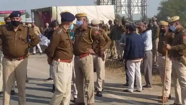 Kishtwar SIU raids houses of five 'terrorists' operating from Pakistan SIU