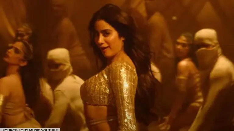 Roohi's 'Nadiyon Paar' song leaves fans 'speechless' as Janhvi 'slays' in music video Roohi