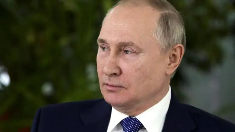 Russia considering removal of Russian firms' depositary receipts from foreign exchanges Russia