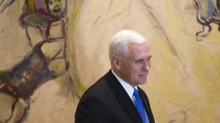 Peace envoy, ex-Sen. George Mitchell diagnosed with leukemia