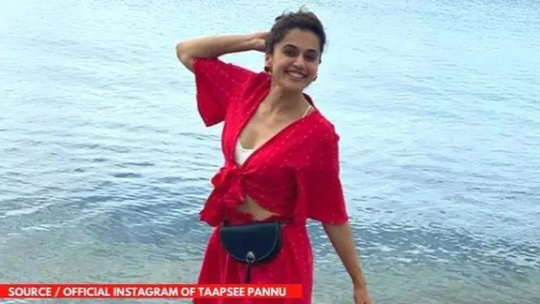 Taapsee Pannu interacts with fans, says 'can speak 5 different languages; Read more Taapsee Pannu