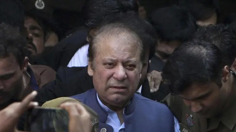 Pakistan starts legal process for ex-PM Sharif's extradition