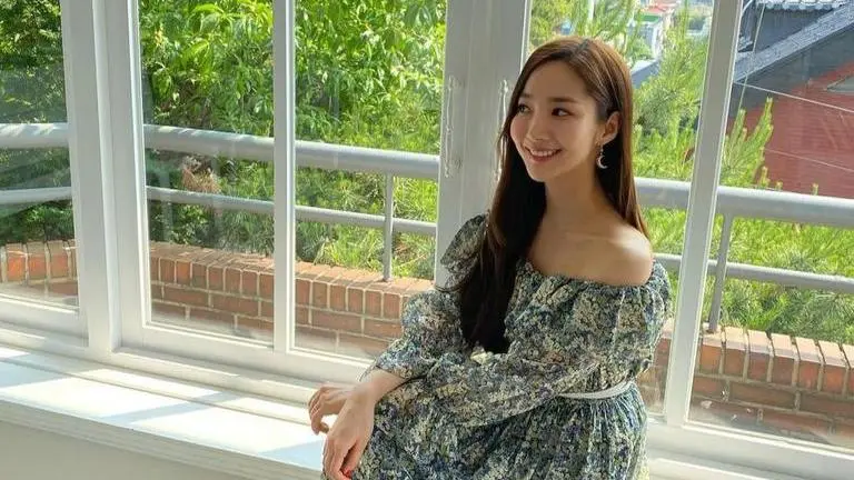 park min young's birthday