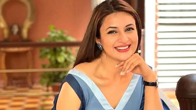 Divyanka Tripathi reveals she turned down lead role in 'Bade Acche Lagte Hain 2'; read why Divyanka Tripathi