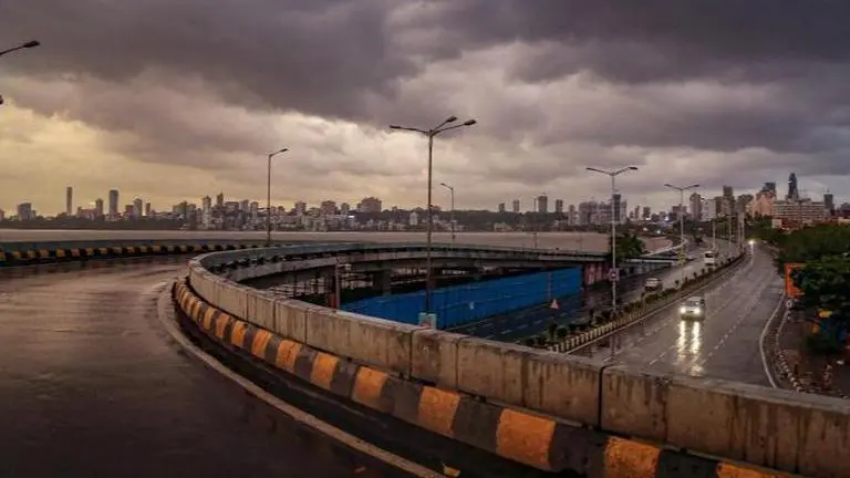 Mumbai sees 1059 new COVID cases; growth rate slows to 0.91% with doubling rate at 77 days Mumbai