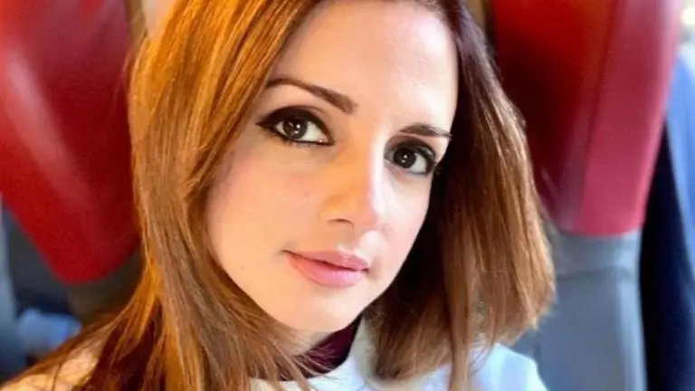 Sussanne Khan posts a photo showing self-worth; says, "If You Leave, I Won't Cry" Sussanne Khan