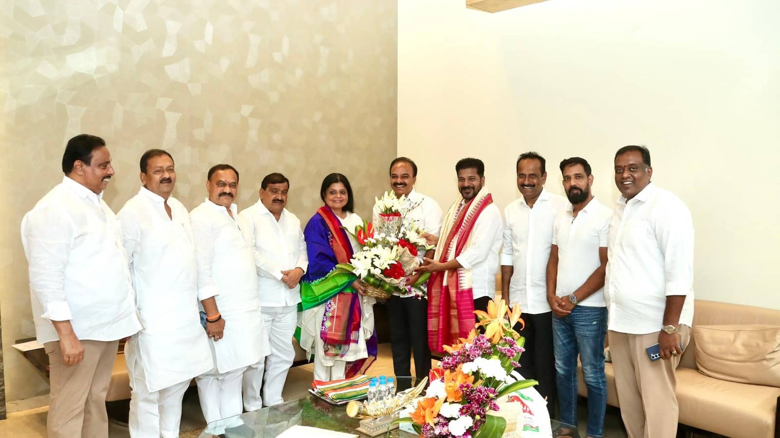 Ranjith Reddy Joins Congress Ahead of Lok Sabha Polls | Republic World